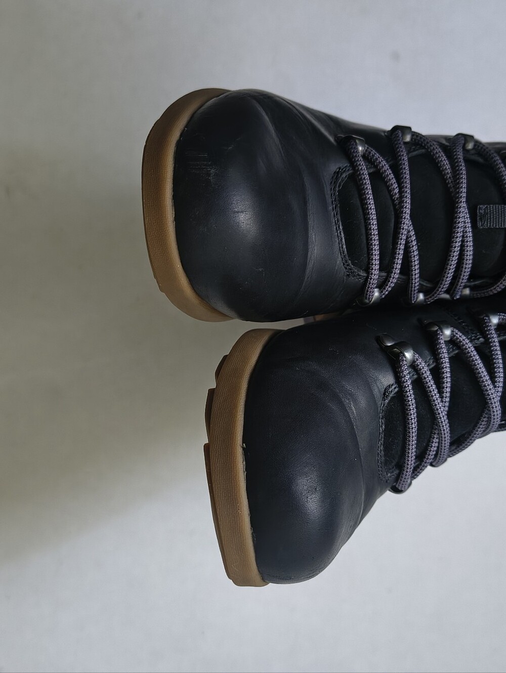 Women’s Black Winter Hiking Boots with Tan Accent - Picture 5 of 10